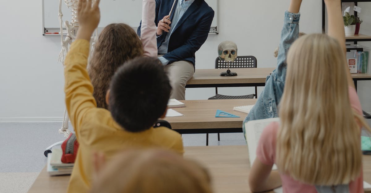 Digital Resources to Enhance SEL Curriculum Implementation